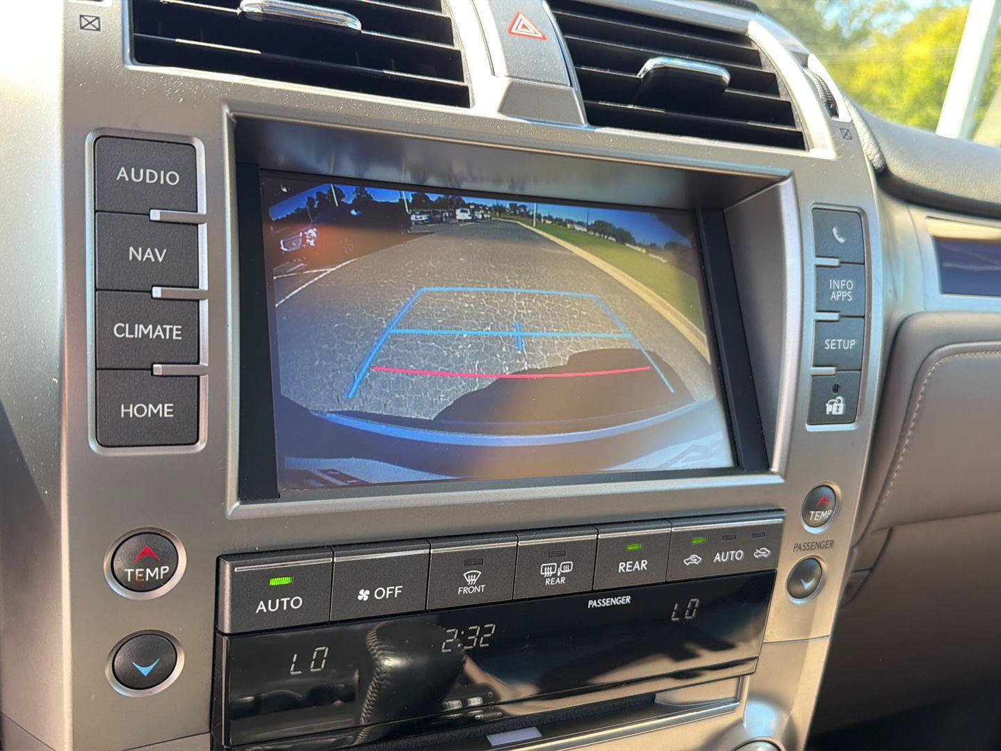 Used 2019 Lexus GX 460 Premium AWD/4WD image 29