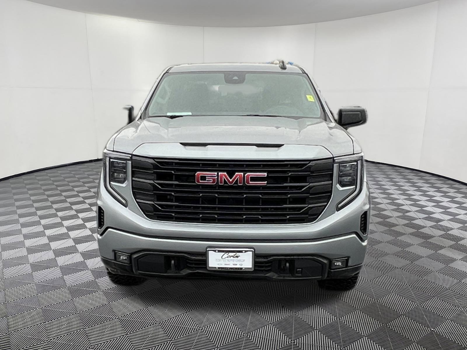 Used 2023 GMC Sierra 1500 Elevation w/ X31 Off-Road Package image 2