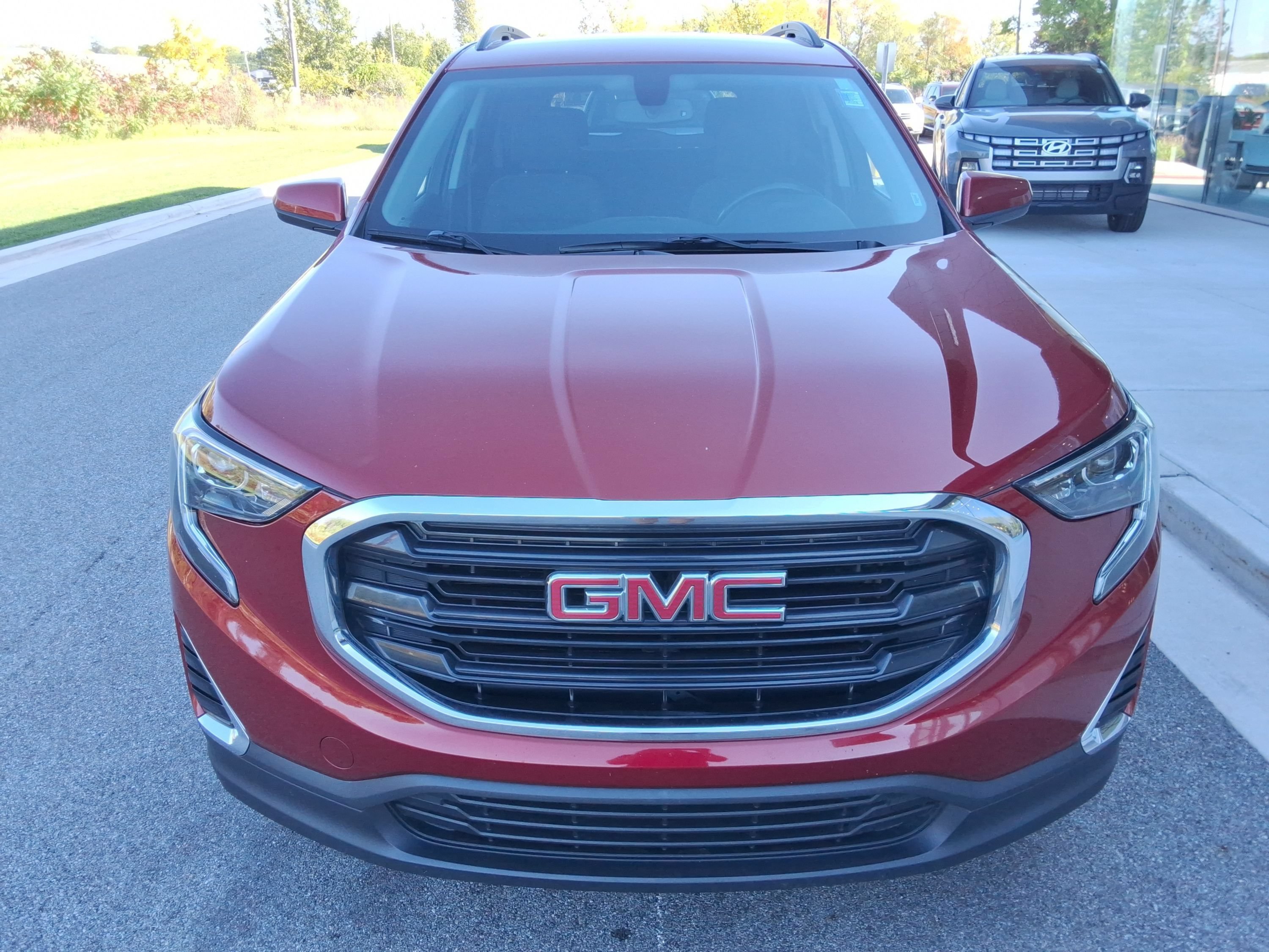 Used 2019 GMC Terrain SLE w/ Driver Convenience Package FWD image 18