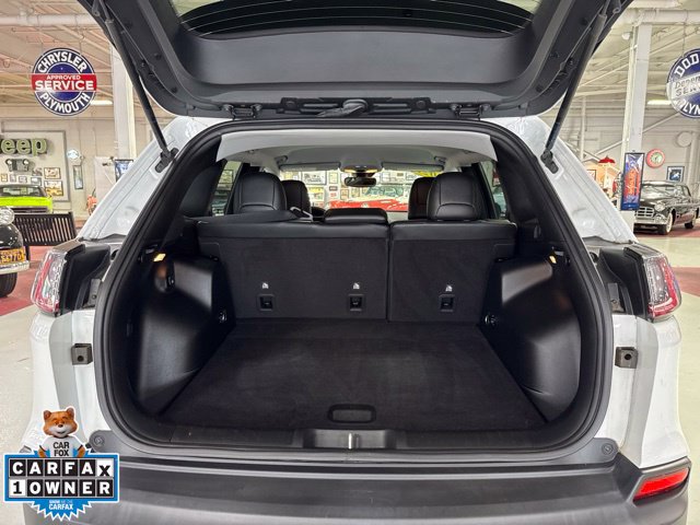 Certified 2021 Jeep Cherokee Latitude Plus AWD/4WD image 38