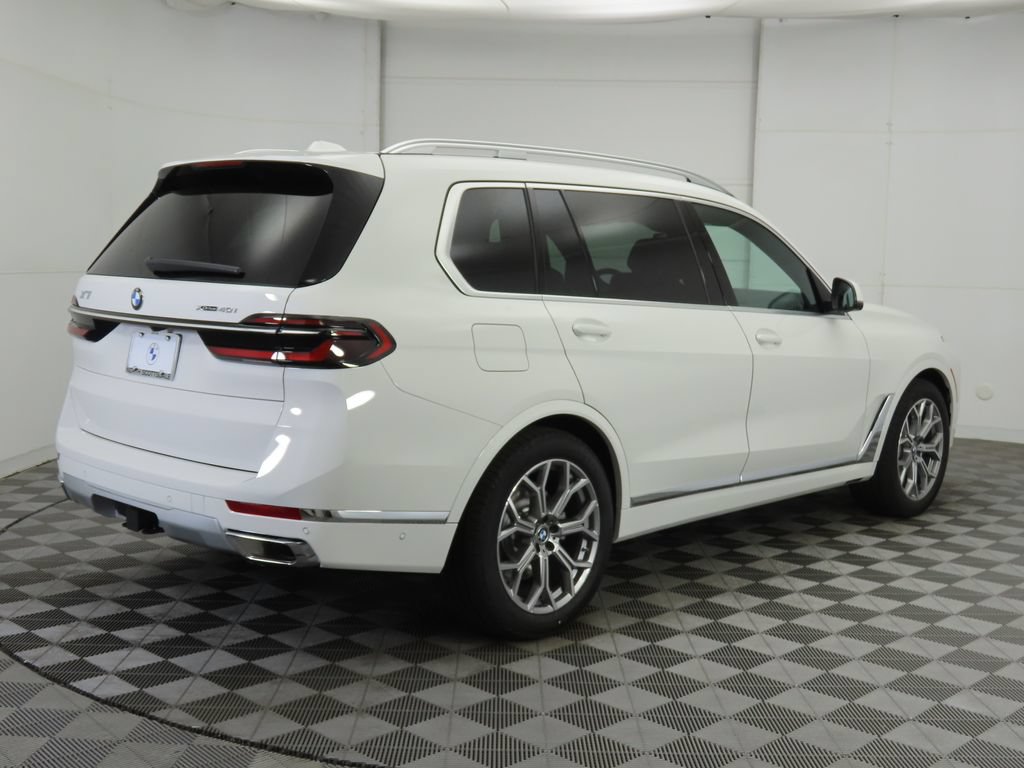 Used 2026 BMW X7 xDrive40i AWD/4WD image 6
