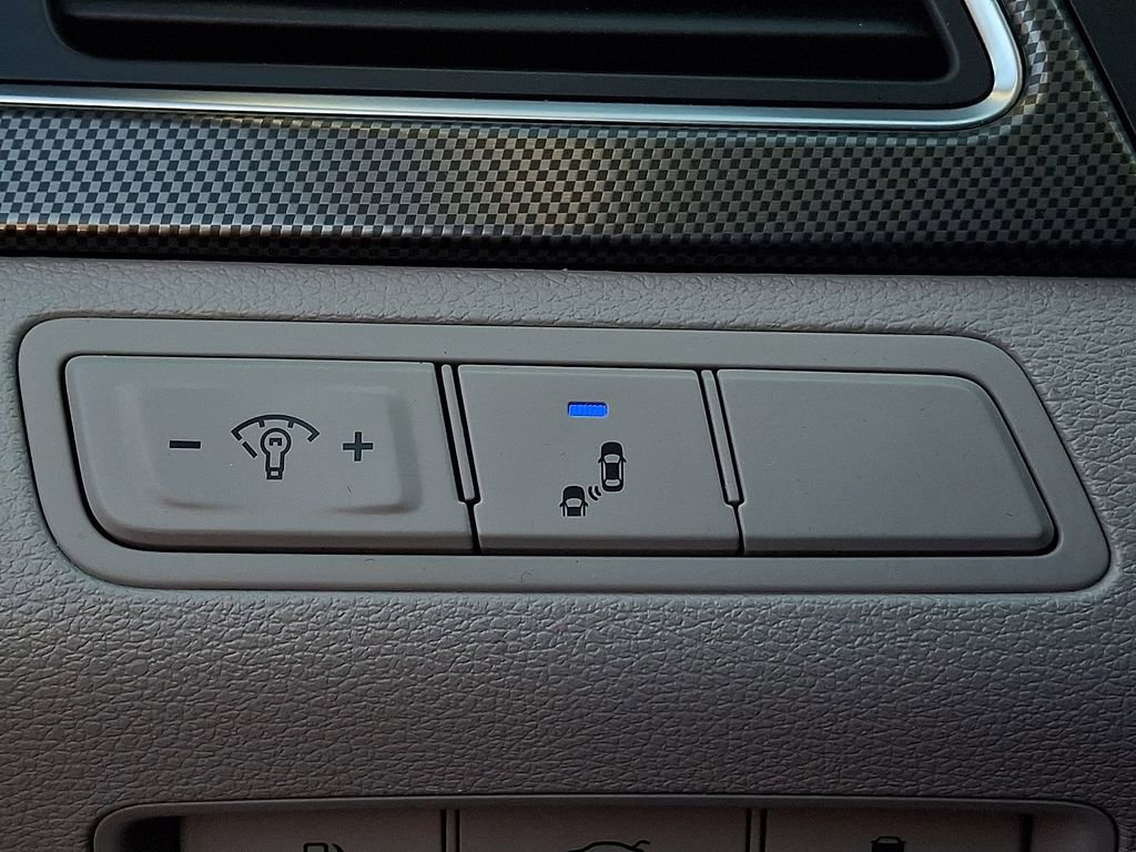 Used 2015 Hyundai Sonata Sport w/ Option Group 04 FWD image 22