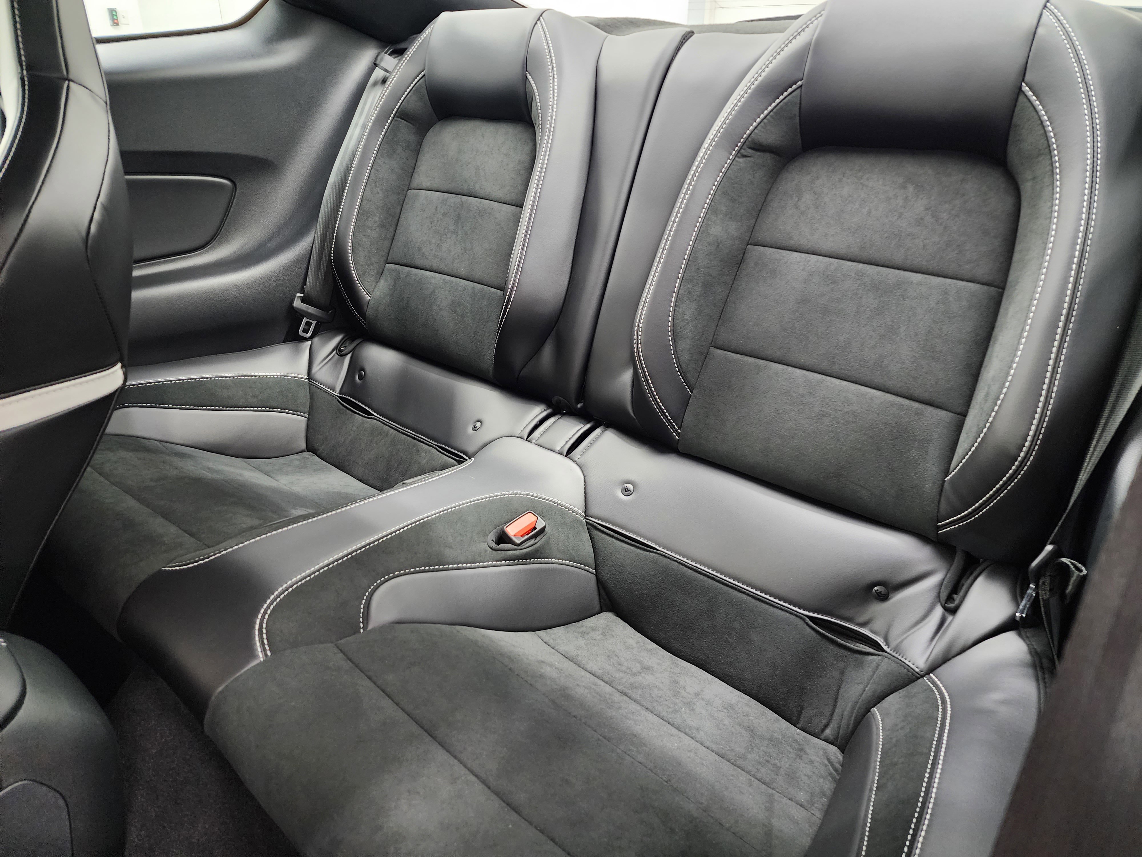 Used 2022 Ford Mustang Shelby GT500 w/ Technology Package image 9