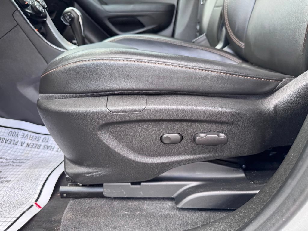 Used 2019 Chevrolet Trax Premier AWD/4WD image 13