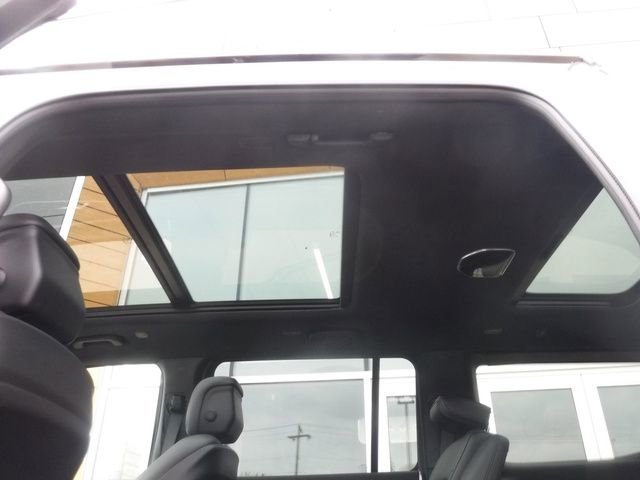 New 2026 Jeep Grand Wagoneer 4WD image 18