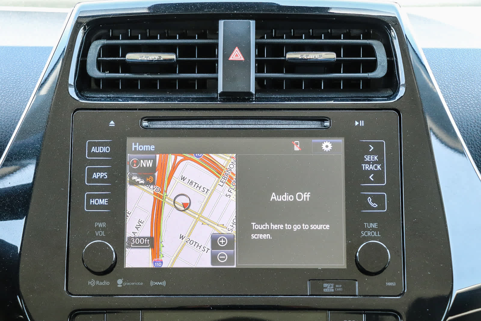 Used 2017 Toyota Prius Four Touring w/ Preferred Accessory Package FWD image 14
