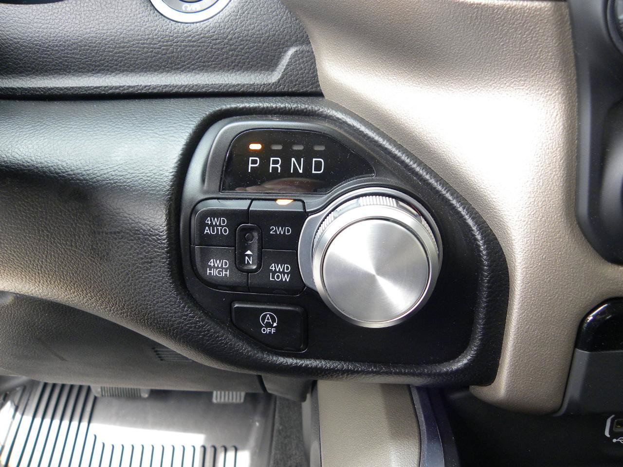 Used 2022 RAM 1500 Laramie AWD/4WD image 15