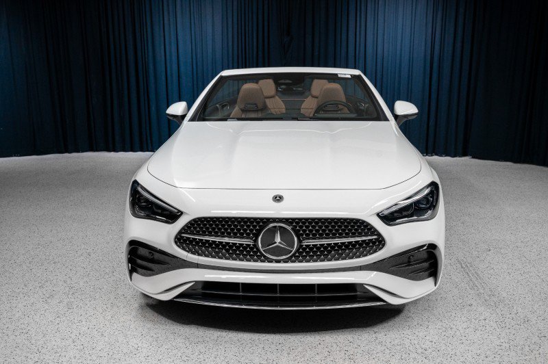 Certified 2026 Mercedes-Benz CLE 300 4MATIC Cabriolet image 3