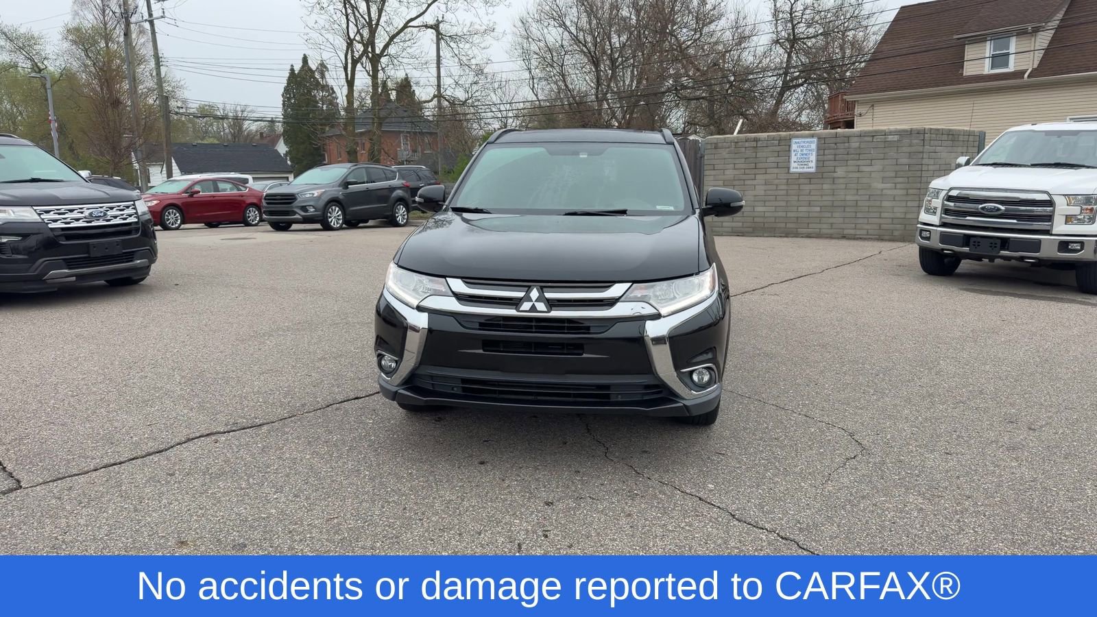 Used 2018 Mitsubishi Outlander LE image 3