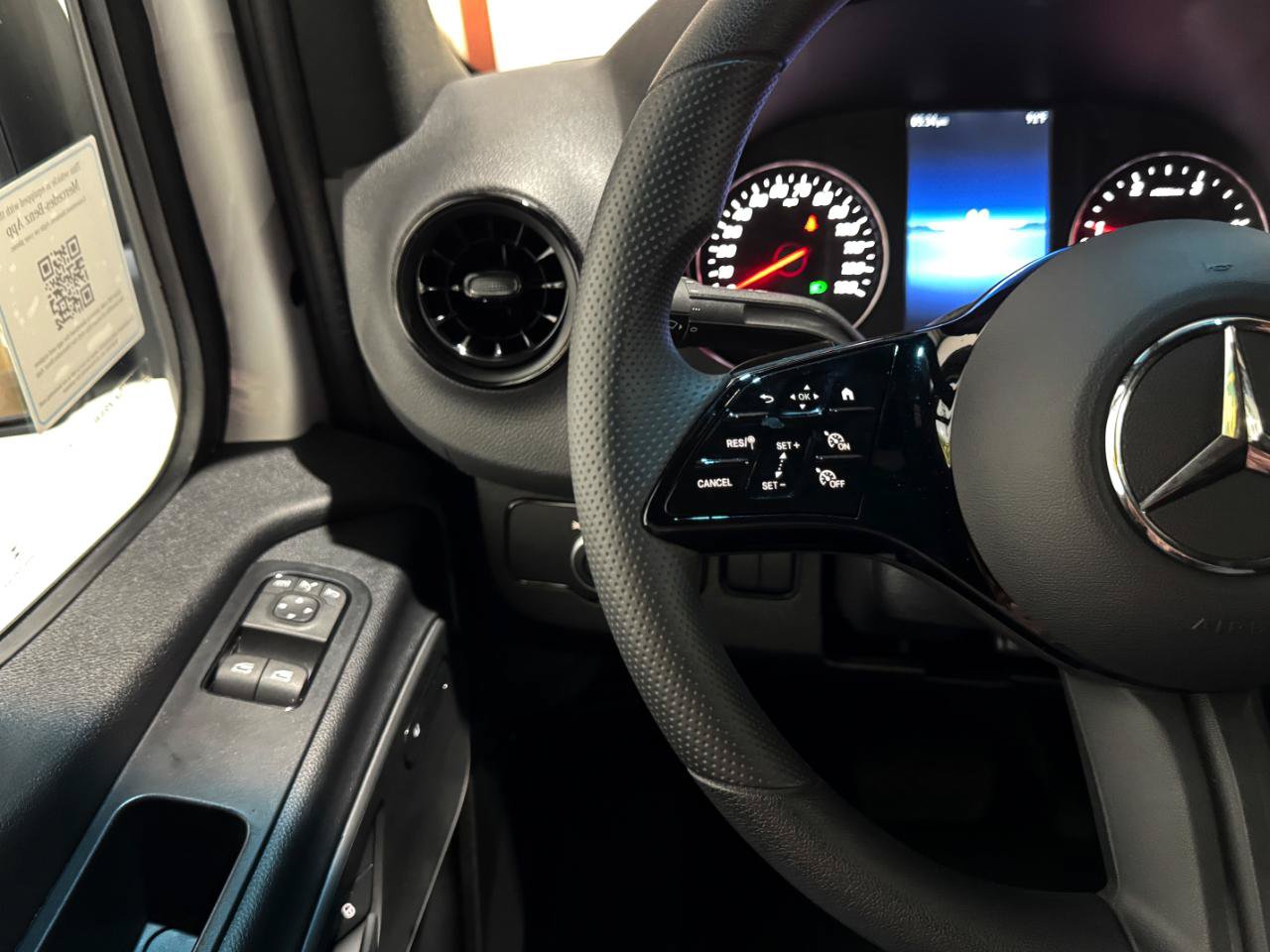 Used 2026 Mercedes-Benz Sprinter 2500 image 13