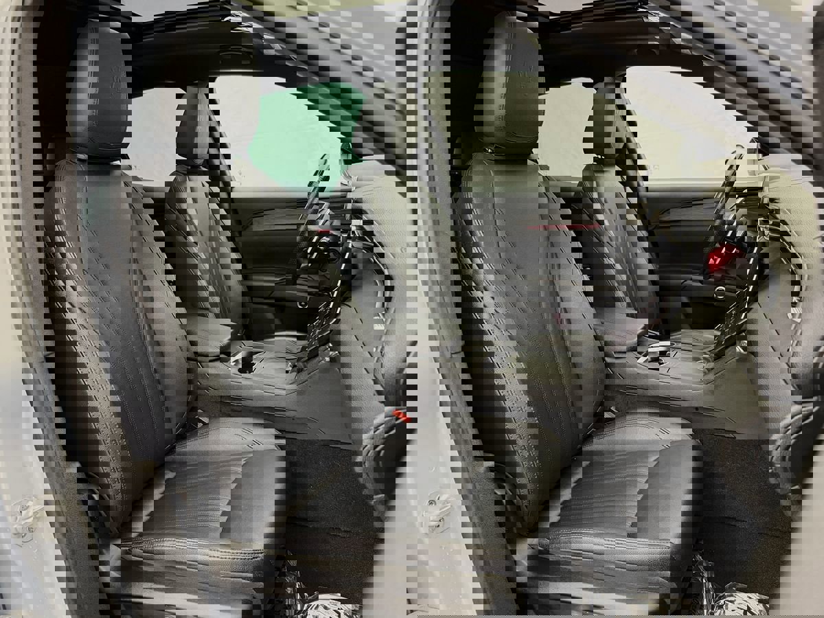 Used 2024 Maserati Grecale Modena image 38