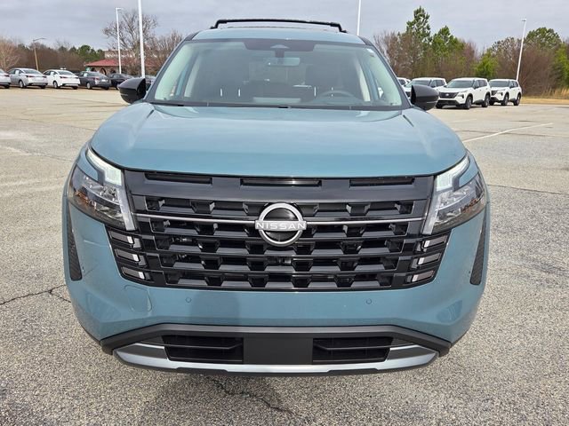 New 2026 Nissan Pathfinder Platinum w/ Cargo Package image 2