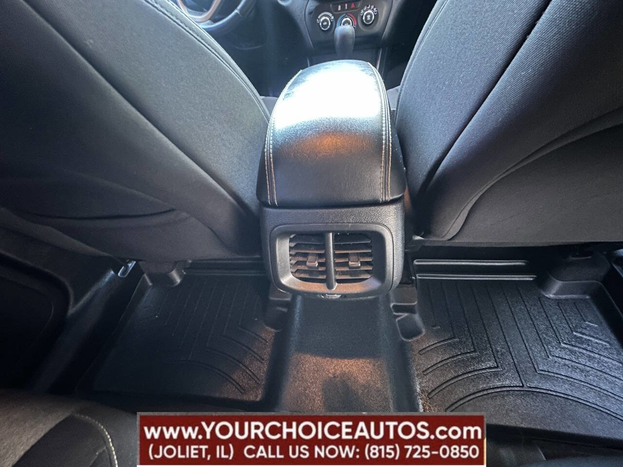 Used 2017 Jeep Cherokee Sport AWD/4WD image 21