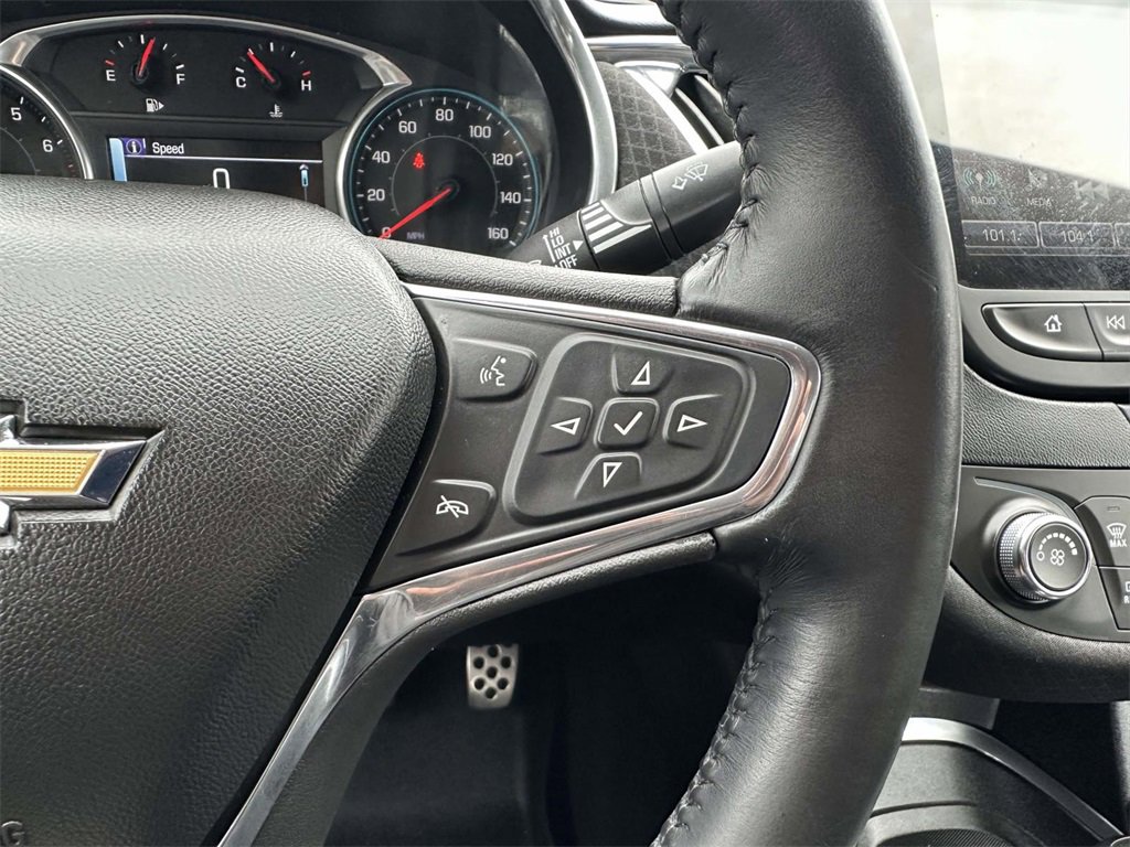 Used 2016 Chevrolet Malibu LT image 8