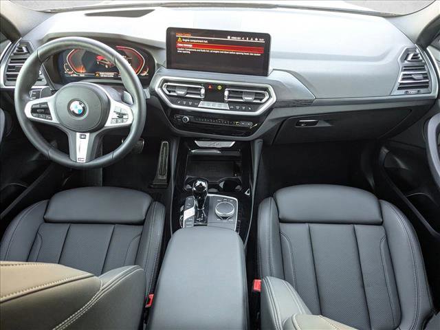 Used 2025 BMW X4 xDrive30i w/ Premium Package image 18