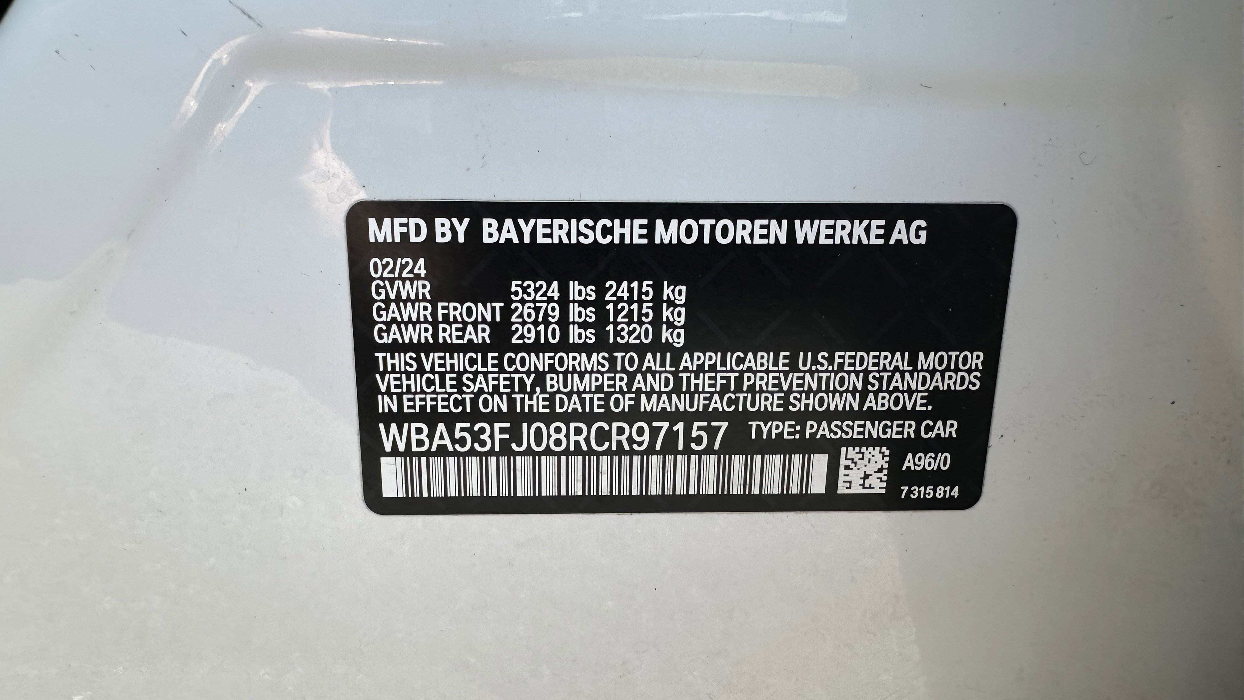Certified 2024 BMW 530i xDrive w/ Premium Package AWD/4WD image 34