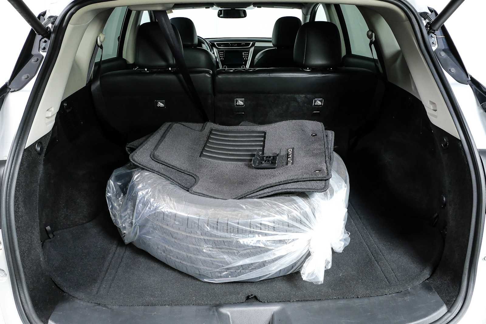 Used 2015 Nissan Murano Platinum w/ Platinum Technology Package AWD/4WD image 31