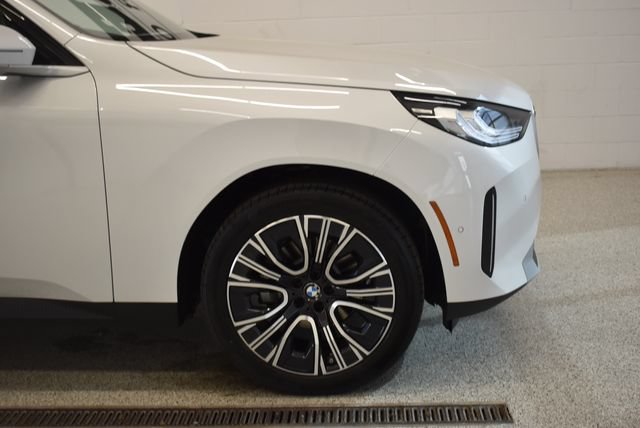 New 2026 BMW X3 xDrive30i w/ Premium Package AWD/4WD image 13