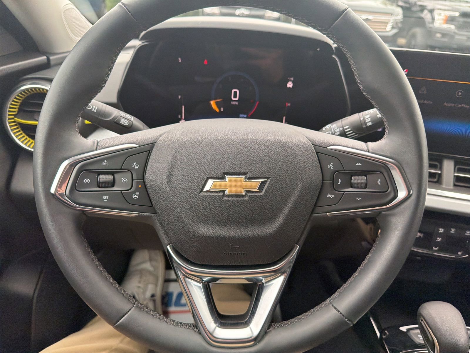 Used 2024 Chevrolet Trax LT w/ Driver Confidence Package image 13