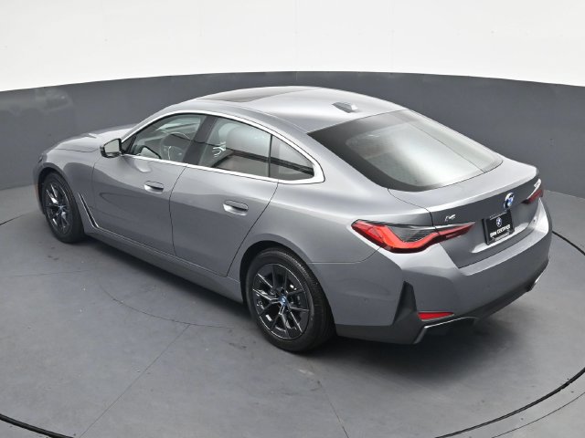 Used 2024 BMW i4 eDrive35 w/ Premium Package RWD image 28
