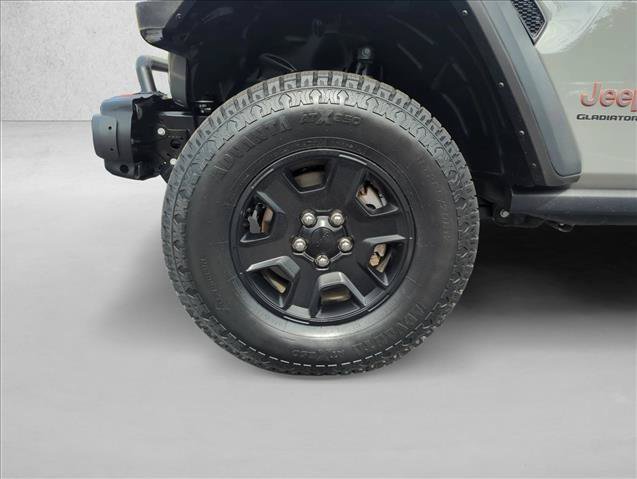 Used 2023 Jeep Gladiator Mojave w/ Trailer Tow Package AWD/4WD image 15