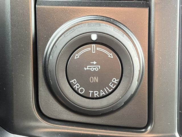 Used 2024 Ford F350 Platinum w/ FX4 Off-Road Package AWD/4WD image 34