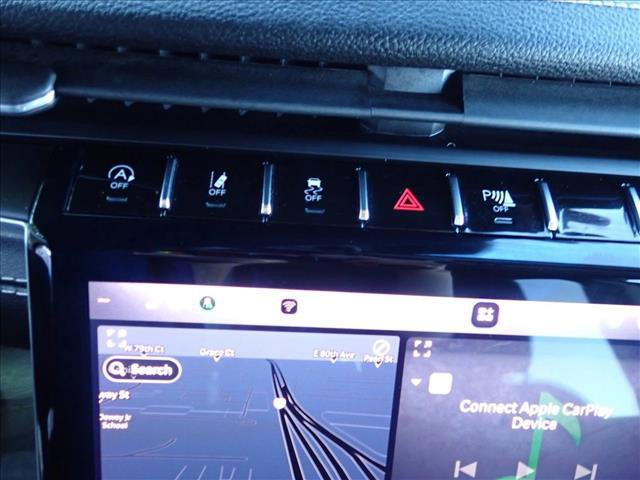 Used 2022 Jeep Grand Cherokee Limited image 25