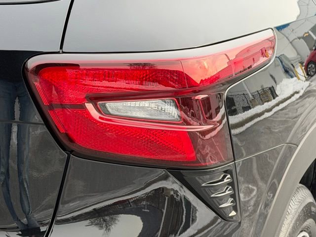 Certified 2024 Chevrolet Trax LT w/ Driver Confidence Package image 21