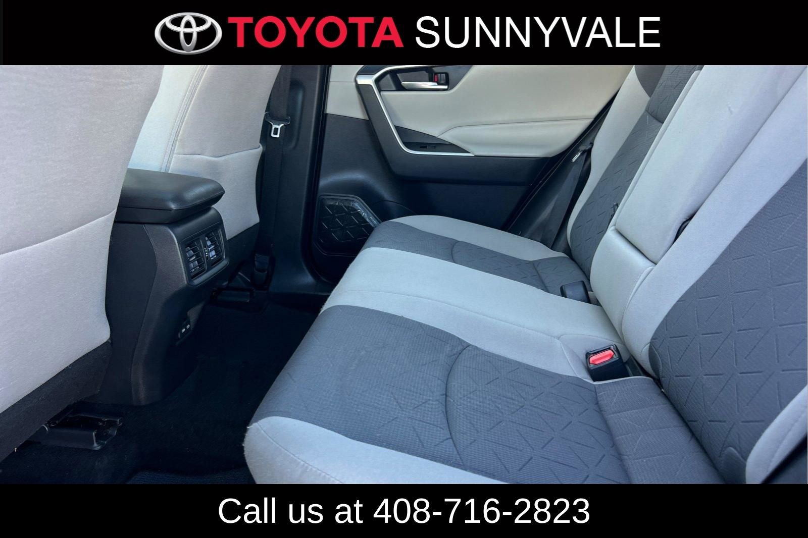 Certified 2022 Toyota RAV4 XLE w/ Convenience Package image 6