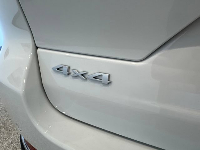 New 2026 Jeep Grand Cherokee Laredo X AWD/4WD image 16