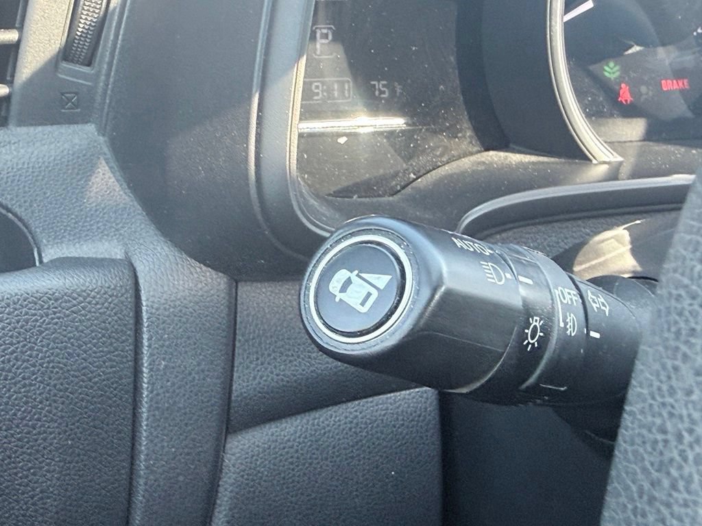 Used 2018 Honda Fit EX image 17