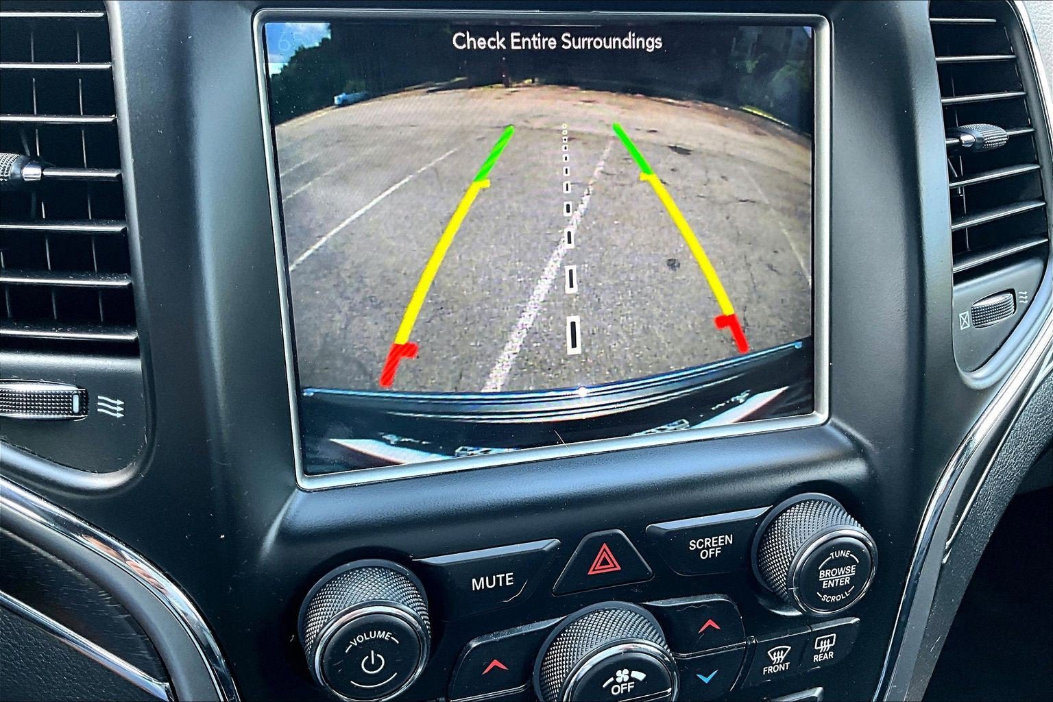 Used 2018 Jeep Grand Cherokee Limited AWD/4WD image 20