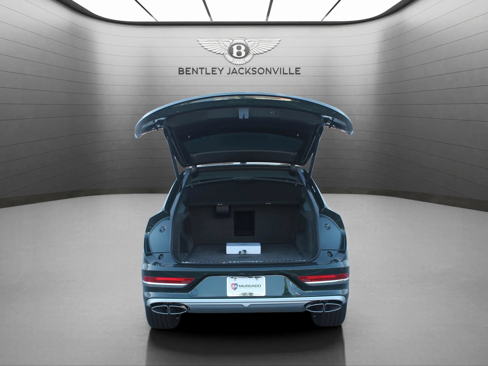 Certified 2024 Bentley Bentayga Extended Wheelbase AWD/4WD image 14