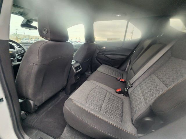 Used 2022 Chevrolet Equinox LT AWD/4WD image 13