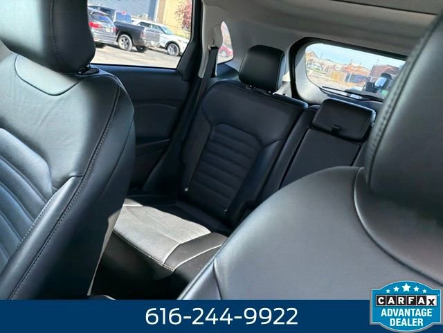 Used 2017 Ford Edge SEL w/ Equipment Group 201A AWD/4WD image 11