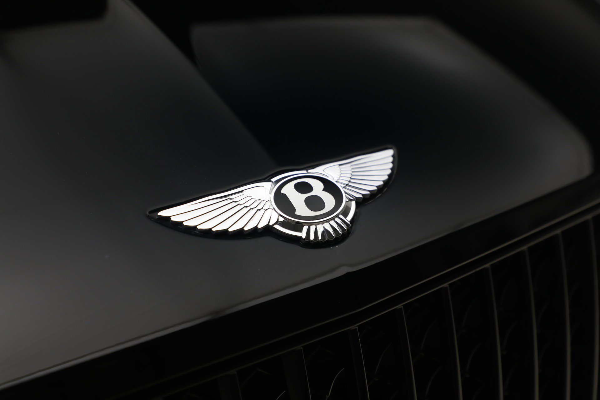 Used 2023 Bentley Bentayga Extended Wheelbase image 13