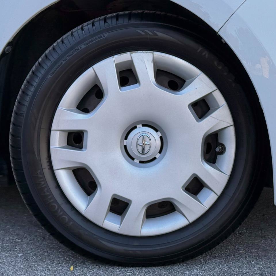 Used 2009 Scion xB FWD image 21