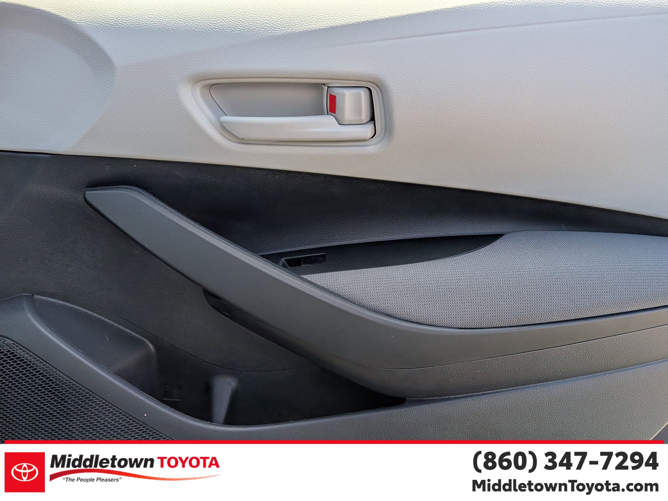 Used 2023 Toyota Corolla LE image 34