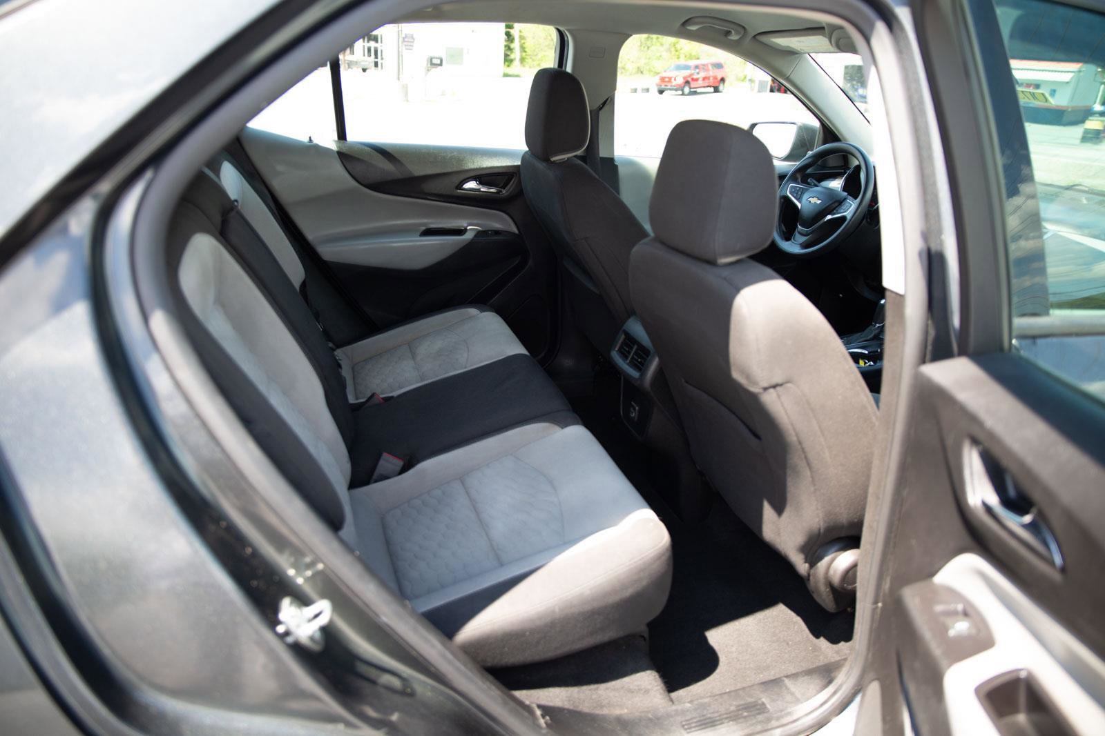 Used 2019 Chevrolet Equinox LS AWD/4WD image 22