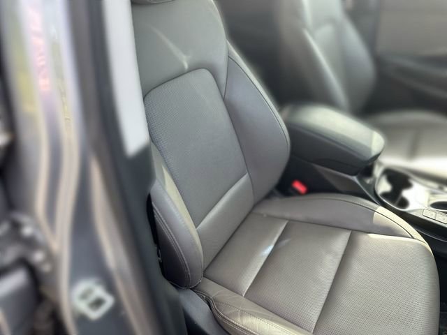 Used 2018 Hyundai Santa Fe AWD w/ SE Ultimate Tech Package 03 image 28