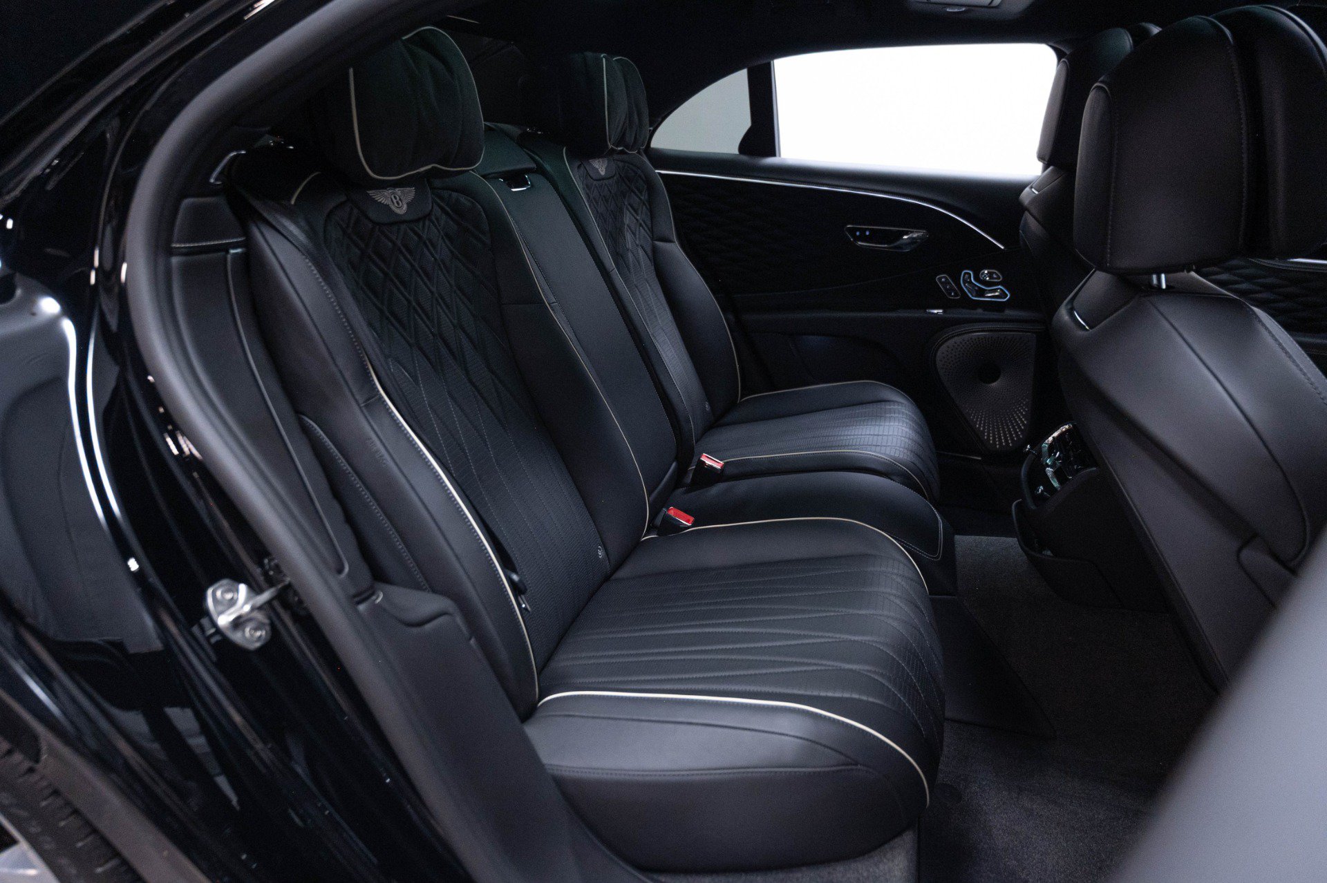 Used 2020 Bentley Flying Spur W12 AWD/4WD image 68