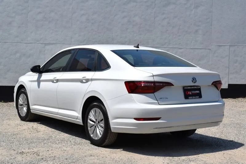 Used 2020 Volkswagen Jetta S FWD image 2