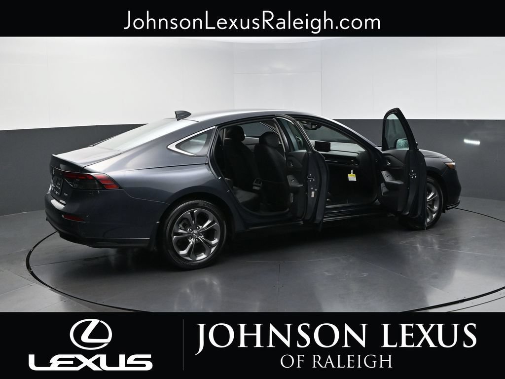 Used 2023 Honda Accord EX-L image 31