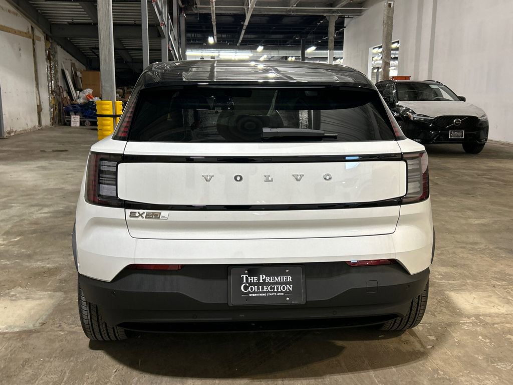 New 2026 Volvo EX30 Ultra w/ Climate Package image 3