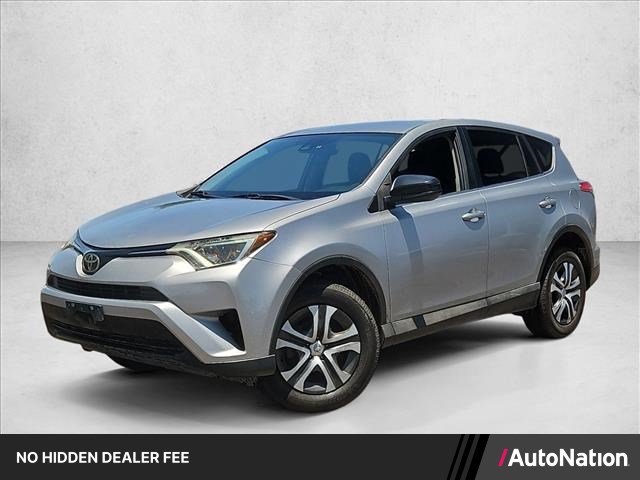 Used 2018 Toyota RAV4 LE FWD image 1