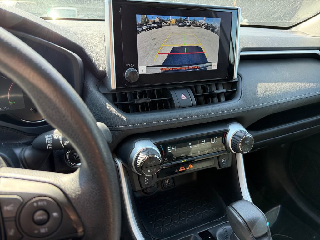 Certified 2024 Toyota RAV4 XLE FWD image 35