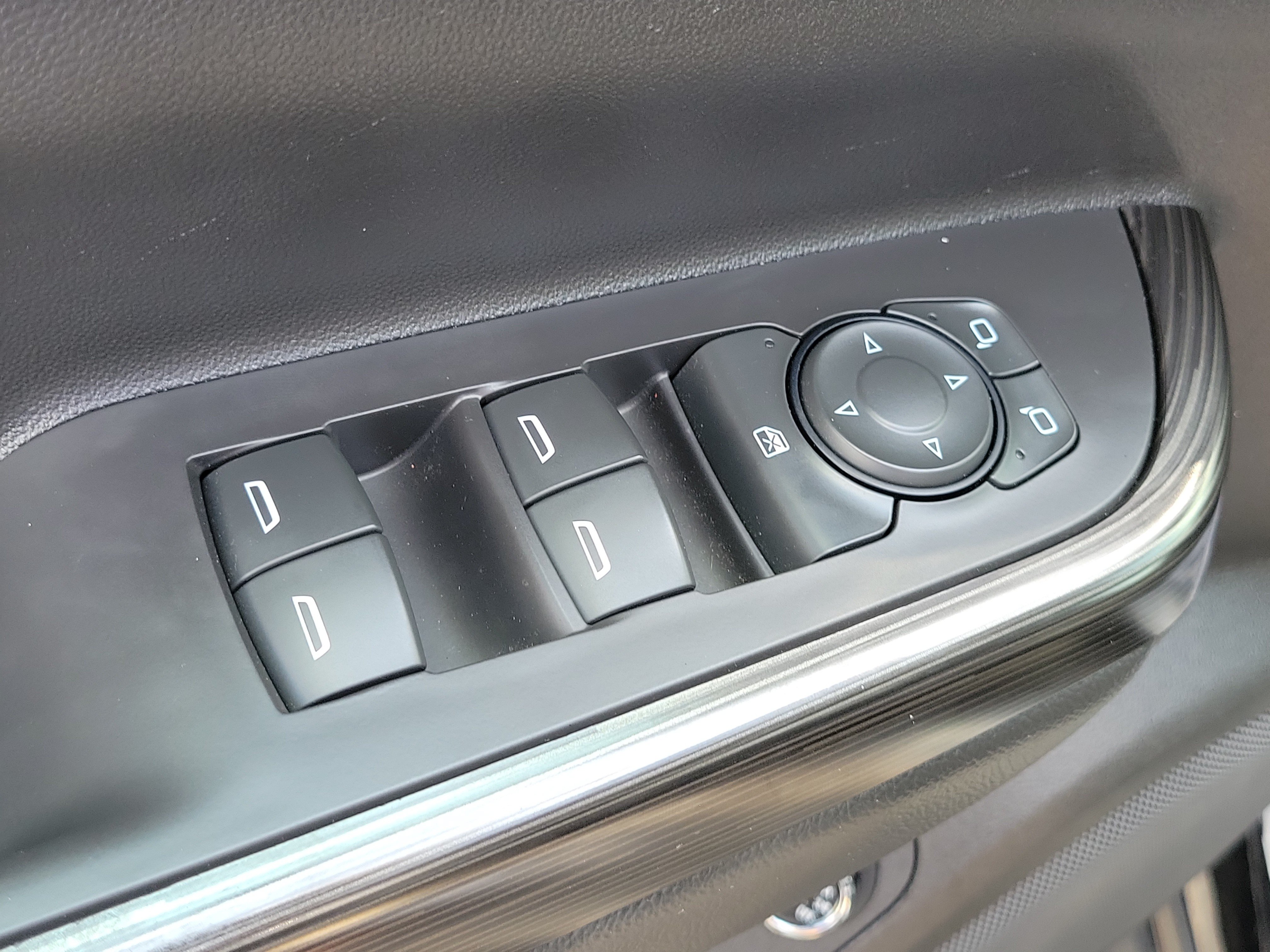 Used 2018 GMC Acadia SLT FWD image 19