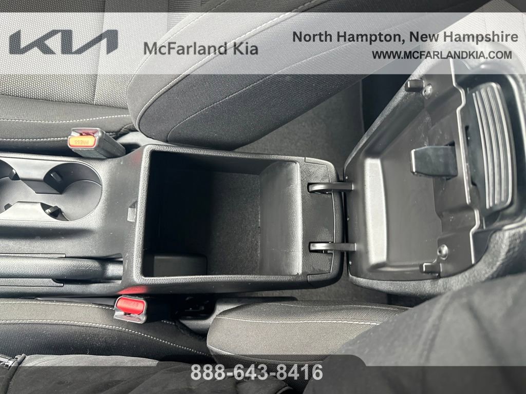Used 2023 Kia Forte LXS image 25