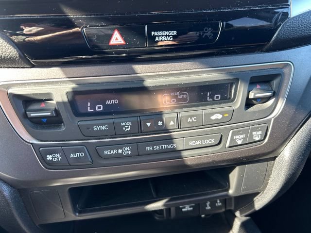 Used 2017 Honda Pilot EX image 15