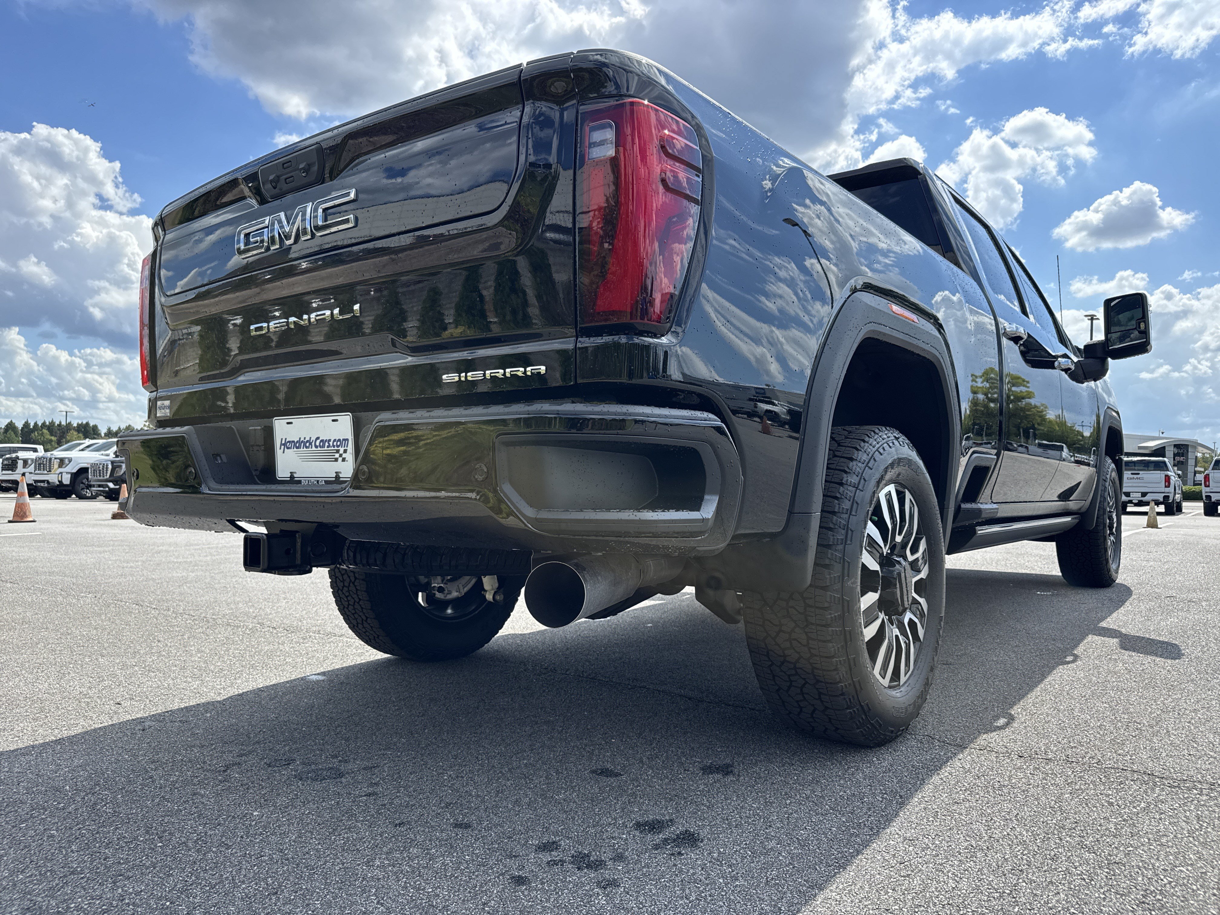 New 2026 GMC Sierra 2500 Denali Ultimate AWD/4WD image 10